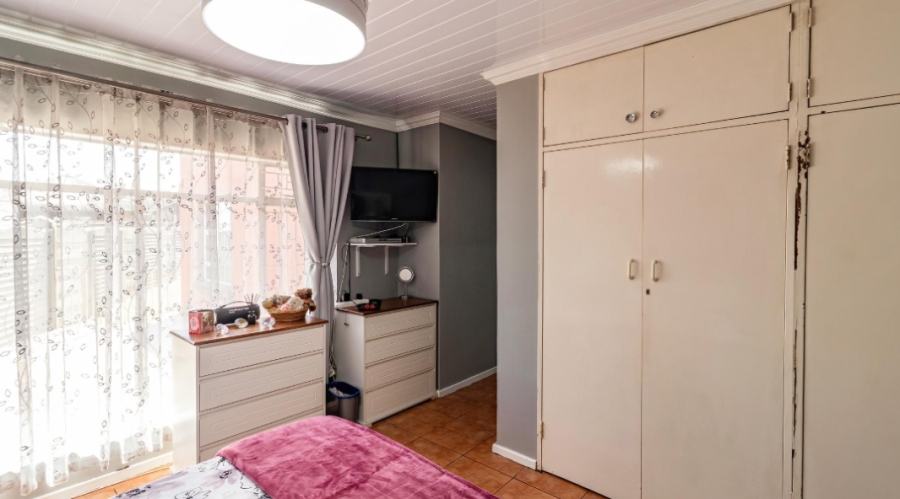 3 Bedroom Property for Sale in Brackenhurst Gauteng