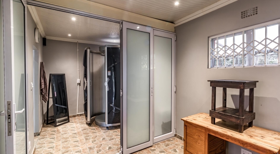 3 Bedroom Property for Sale in Brackenhurst Gauteng