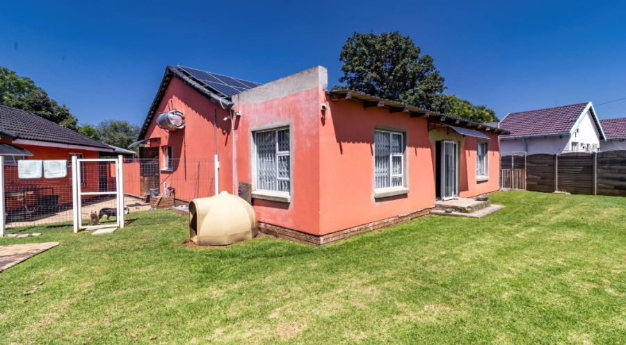3 Bedroom Property for Sale in Brackenhurst Gauteng