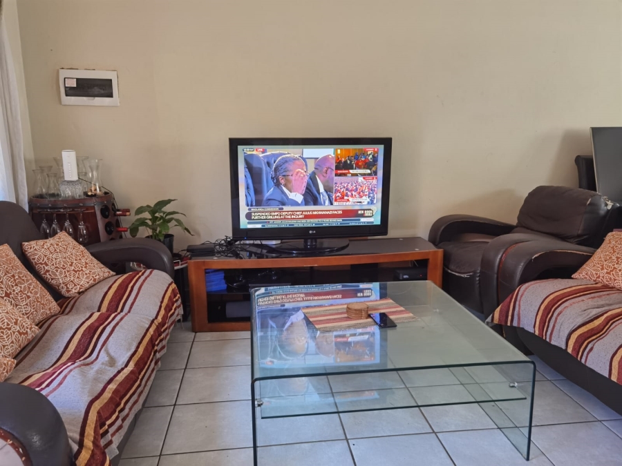 3 Bedroom Property for Sale in Annlin Gauteng