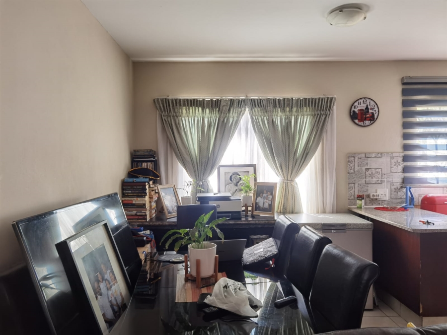 3 Bedroom Property for Sale in Annlin Gauteng