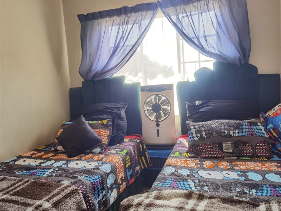 3 Bedroom Property for Sale in Annlin Gauteng