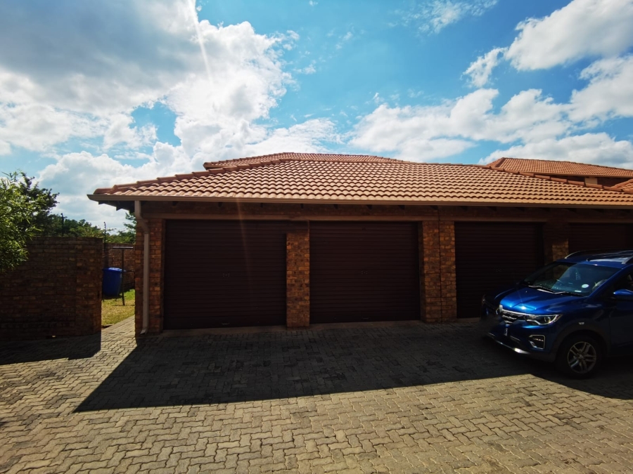 3 Bedroom Property for Sale in Annlin Gauteng