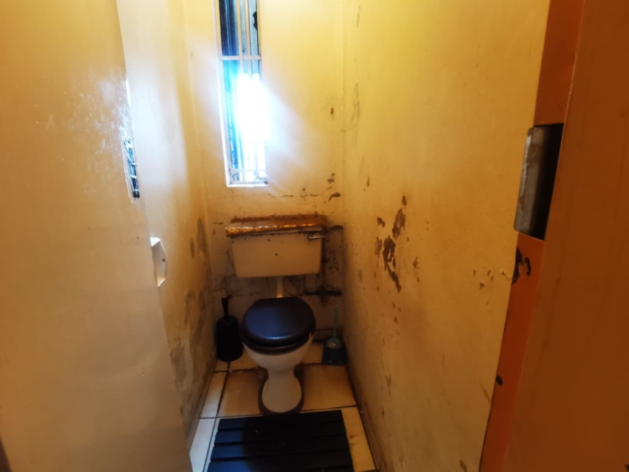 2 Bedroom Property for Sale in Pretoria Central Gauteng