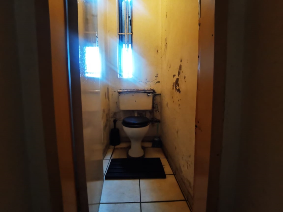2 Bedroom Property for Sale in Pretoria Central Gauteng