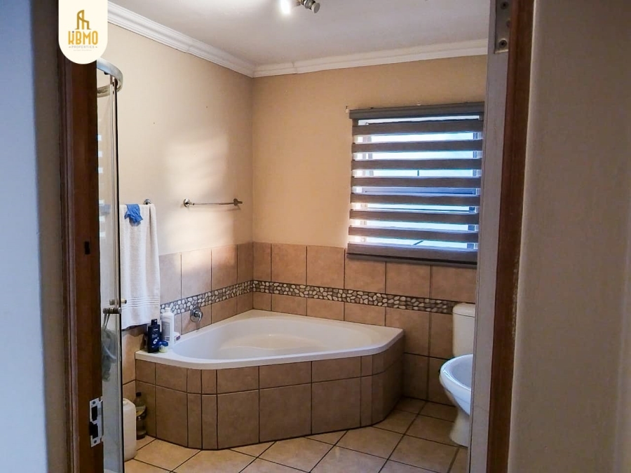 3 Bedroom Property for Sale in Ardenwold SH Gauteng