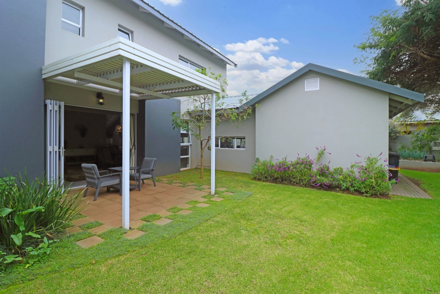 4 Bedroom Property for Sale in Waterfall Country Estate Gauteng