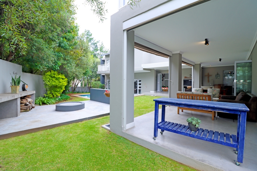 4 Bedroom Property for Sale in Waterfall Country Estate Gauteng