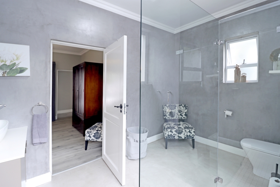 4 Bedroom Property for Sale in Waterfall Country Estate Gauteng