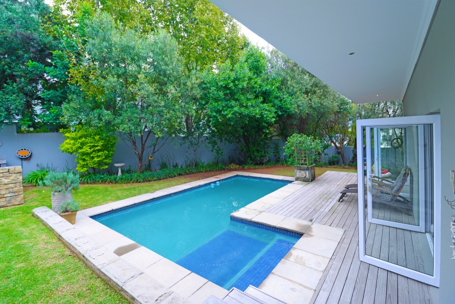 4 Bedroom Property for Sale in Waterfall Country Estate Gauteng