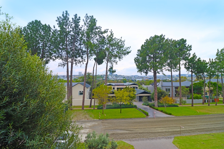 4 Bedroom Property for Sale in Waterfall Country Estate Gauteng