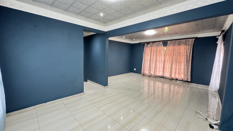 4 Bedroom Property for Sale in Lewisham Gauteng