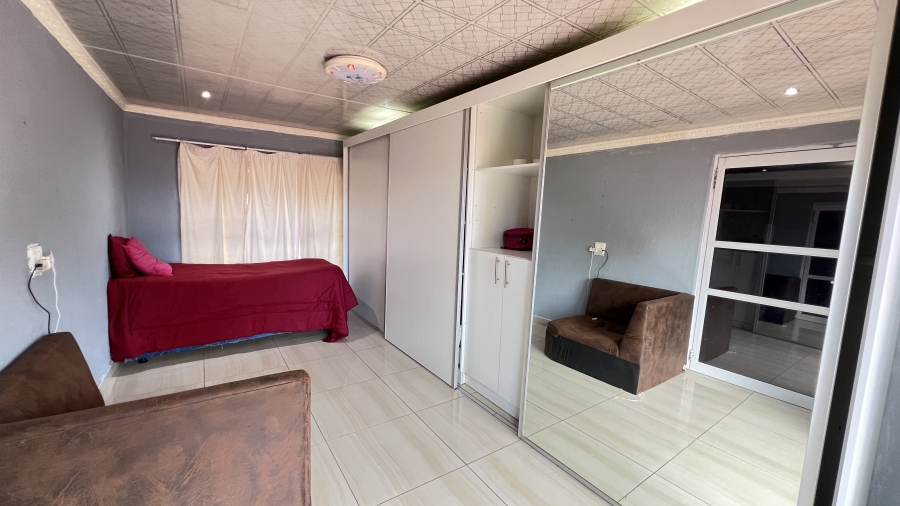 4 Bedroom Property for Sale in Lewisham Gauteng