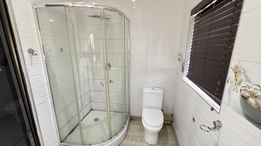 4 Bedroom Property for Sale in Lewisham Gauteng