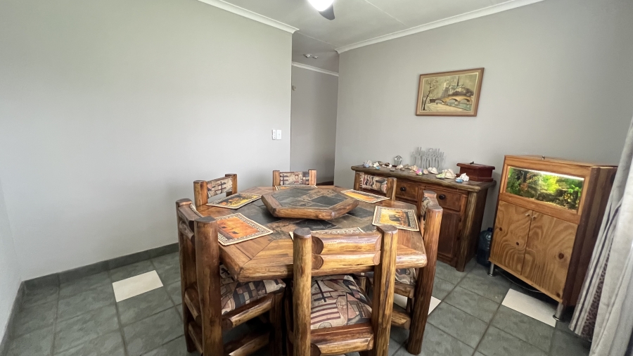 4 Bedroom Property for Sale in Greenhills Gauteng