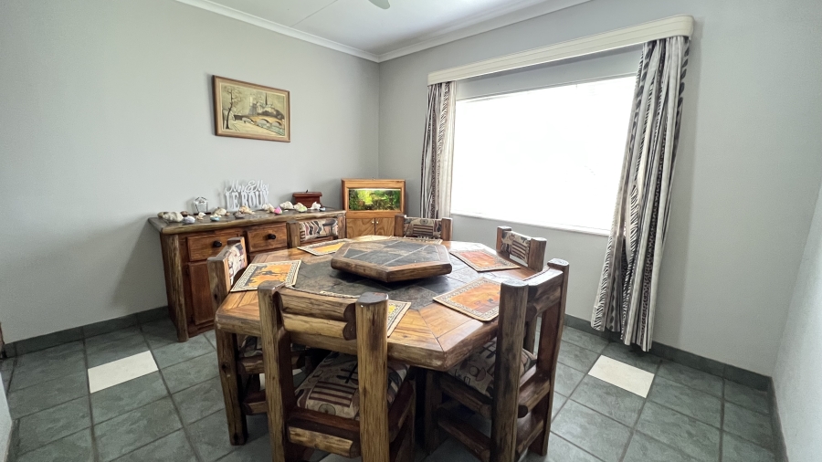 4 Bedroom Property for Sale in Greenhills Gauteng