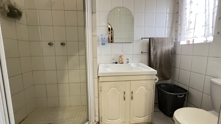 4 Bedroom Property for Sale in Greenhills Gauteng