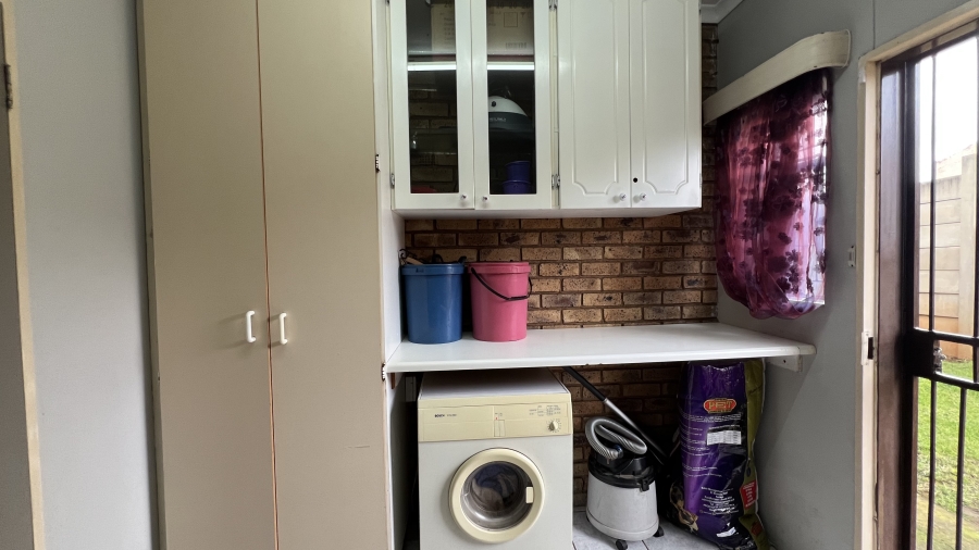 4 Bedroom Property for Sale in Greenhills Gauteng