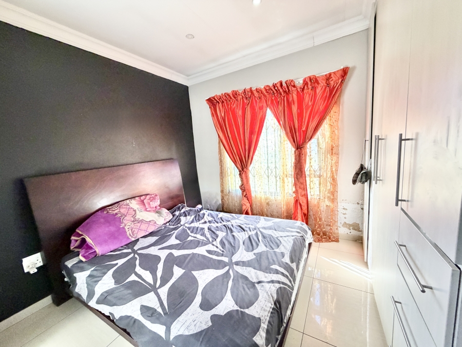 3 Bedroom Property for Sale in Strubenvale Gauteng