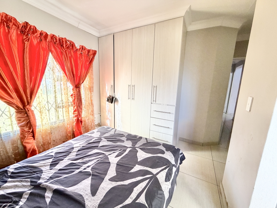 3 Bedroom Property for Sale in Strubenvale Gauteng