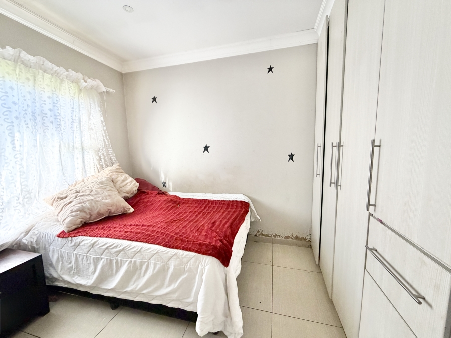 3 Bedroom Property for Sale in Strubenvale Gauteng