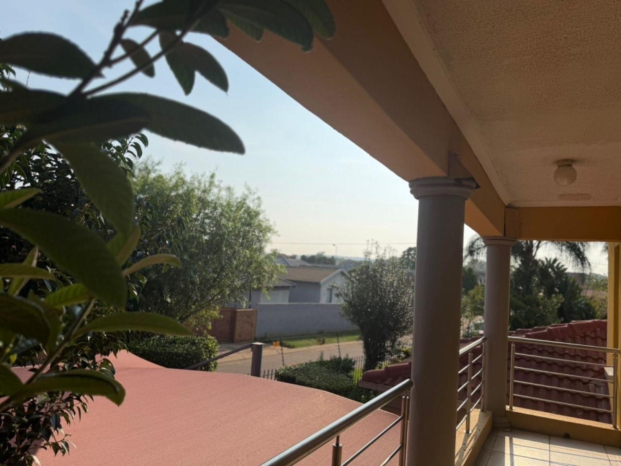 5 Bedroom Property for Sale in Mamelodi Sun Valley Gauteng
