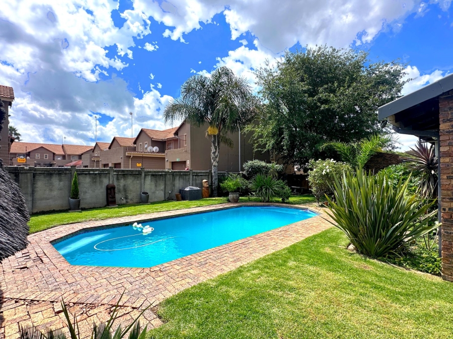 4 Bedroom Property for Sale in Vanderbijlpark SE 4 Gauteng