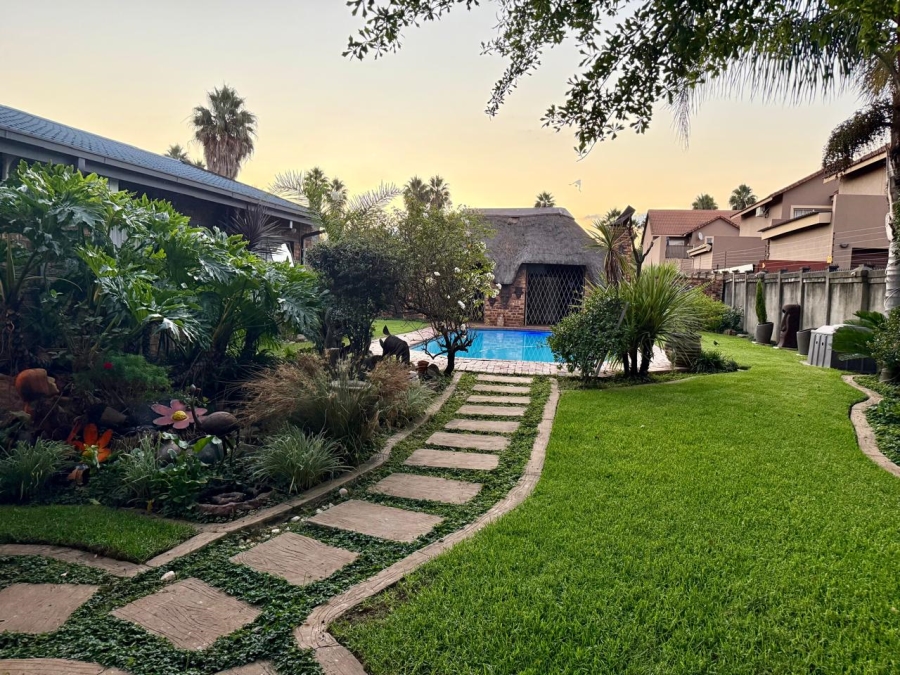4 Bedroom Property for Sale in Vanderbijlpark SE 4 Gauteng