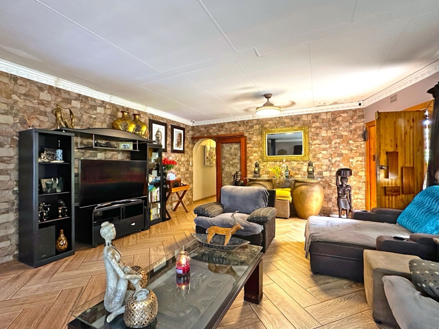 4 Bedroom Property for Sale in Vanderbijlpark SE 4 Gauteng