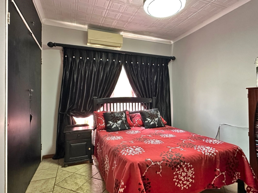 4 Bedroom Property for Sale in Vanderbijlpark SE 4 Gauteng