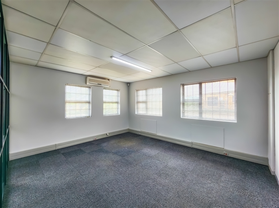 To Let Commercial Property for Rent in Allens Nek Gauteng