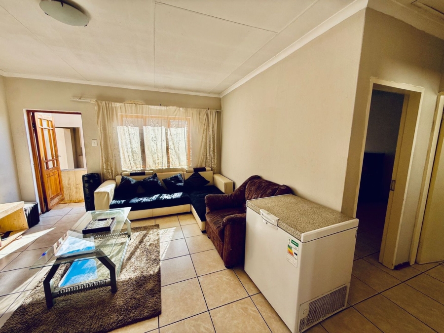 2 Bedroom Property for Sale in Hesteapark Gauteng
