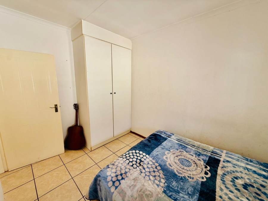 2 Bedroom Property for Sale in Hesteapark Gauteng