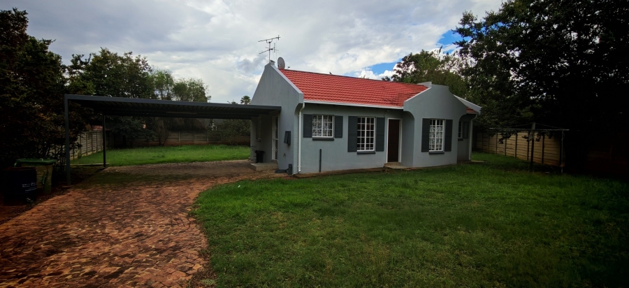 3 Bedroom Property for Sale in Albertsdal Gauteng