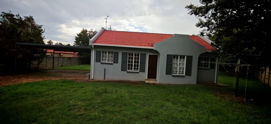 3 Bedroom Property for Sale in Albertsdal Gauteng