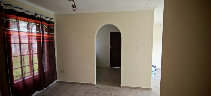 3 Bedroom Property for Sale in Albertsdal Gauteng