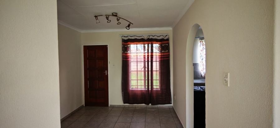 3 Bedroom Property for Sale in Albertsdal Gauteng