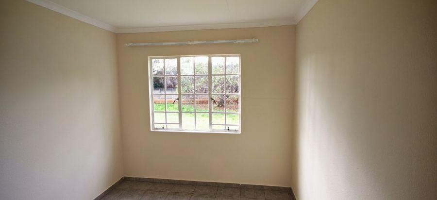 3 Bedroom Property for Sale in Albertsdal Gauteng
