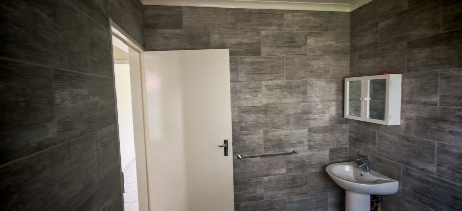 3 Bedroom Property for Sale in Albertsdal Gauteng