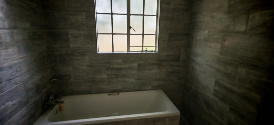 3 Bedroom Property for Sale in Albertsdal Gauteng