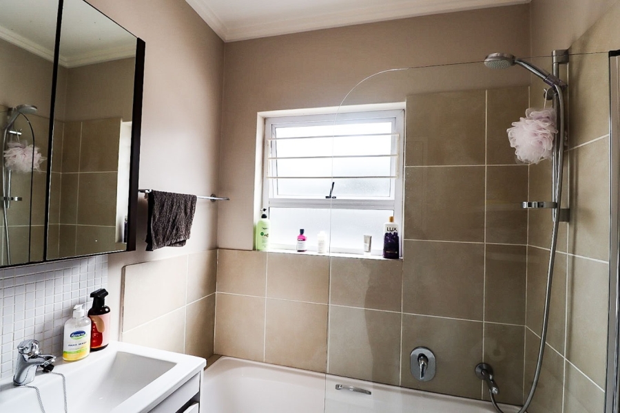 2 Bedroom Property for Sale in Bryanston Gauteng
