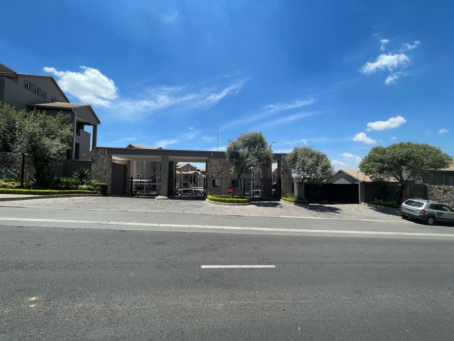 2 Bedroom Property for Sale in Bryanston Gauteng