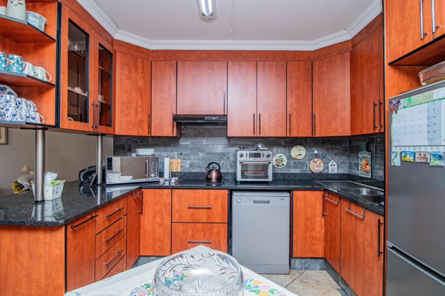 2 Bedroom Property for Sale in Rynfield Gauteng