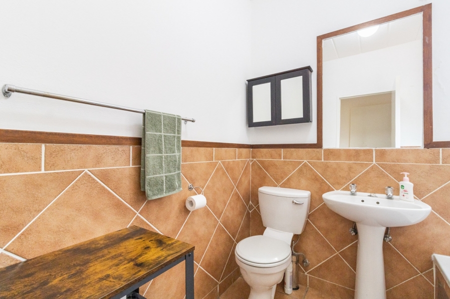 2 Bedroom Property for Sale in Lonehill Gauteng