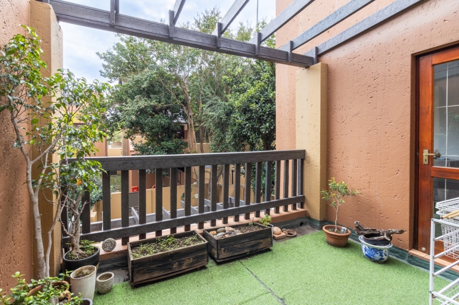 2 Bedroom Property for Sale in Lonehill Gauteng