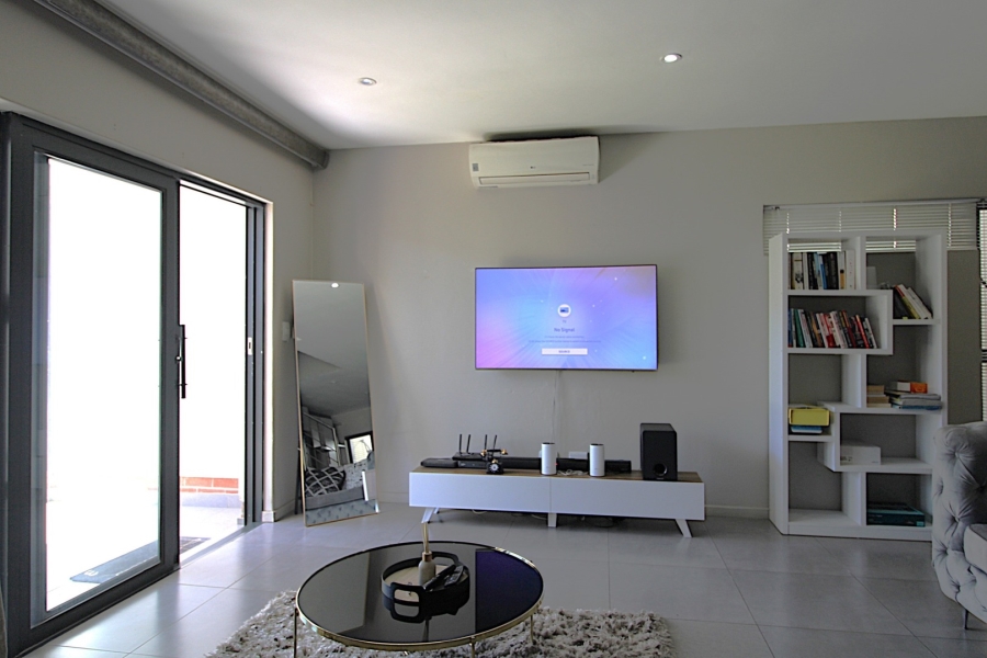 2 Bedroom Property for Sale in Rivonia Gauteng