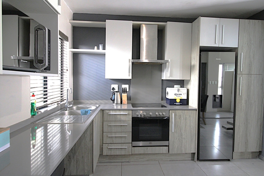 2 Bedroom Property for Sale in Rivonia Gauteng