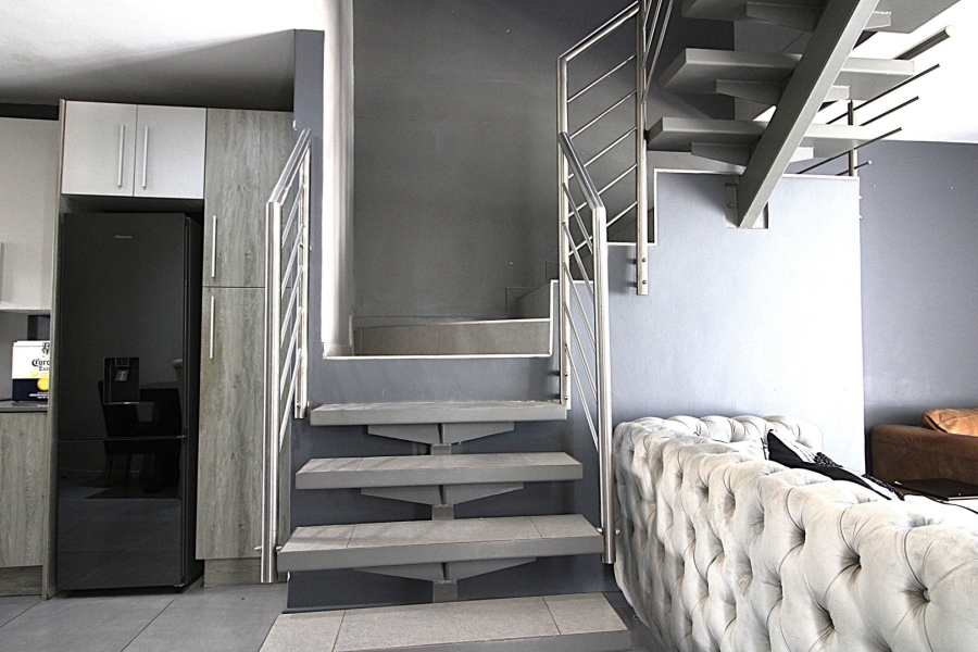2 Bedroom Property for Sale in Rivonia Gauteng
