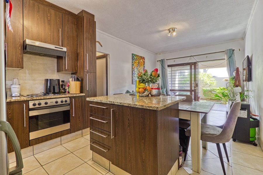 1 Bedroom Property for Sale in Douglasdale Gauteng
