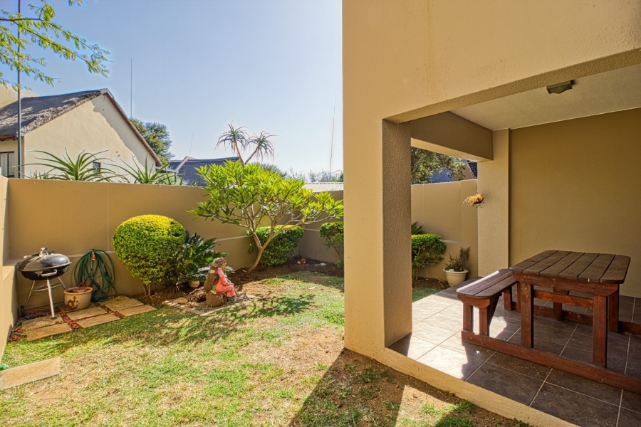 1 Bedroom Property for Sale in Douglasdale Gauteng